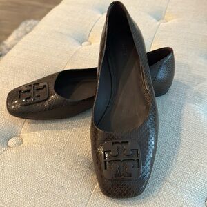 Tory Burch Brown flats